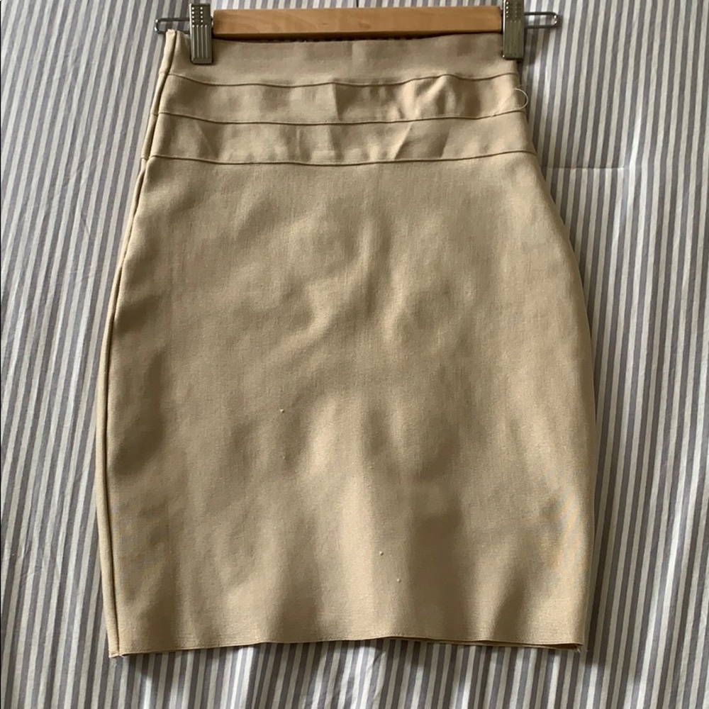 Bebe skirt